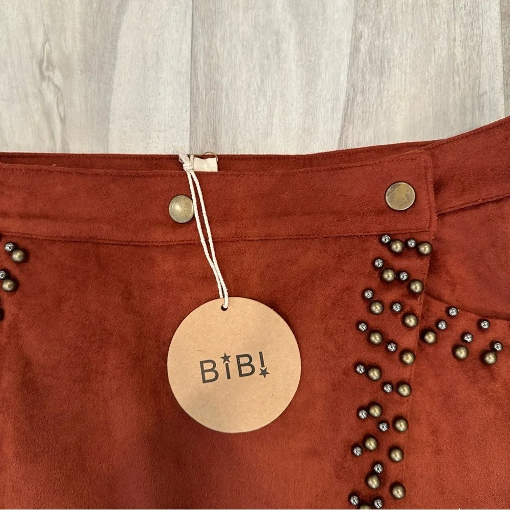 **NWT** BiBi Rust Faux Suede Studded Skirt - Picture 5 of 11